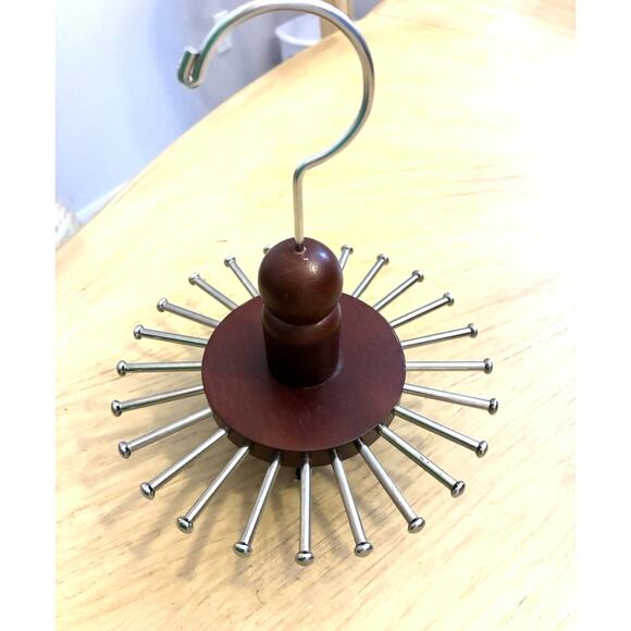 VTG Wood Tie Rack Round Hanger Spindle Closet Organizer Dark Red Brown Belts - Picture 1 of 10